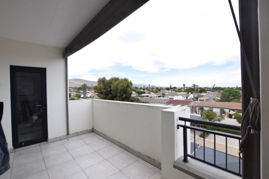 To Let 1 Bedroom Property for Rent in Richwood Western Cape